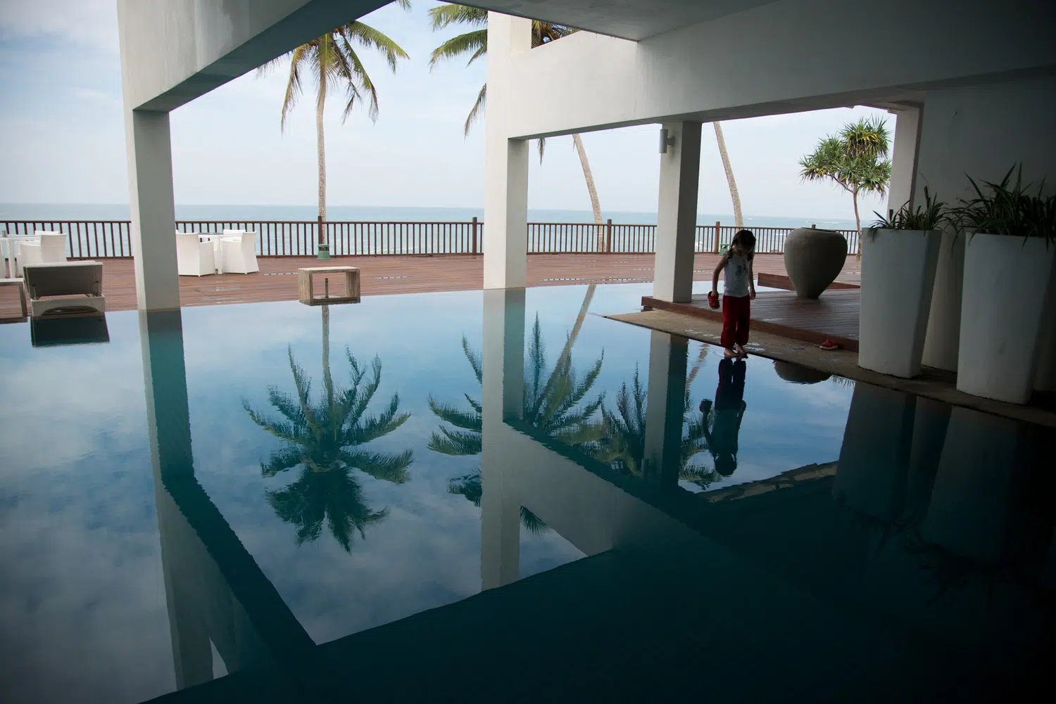 Sri Lanka city, colonial heritage and local life for Family Hills and Colombo Package