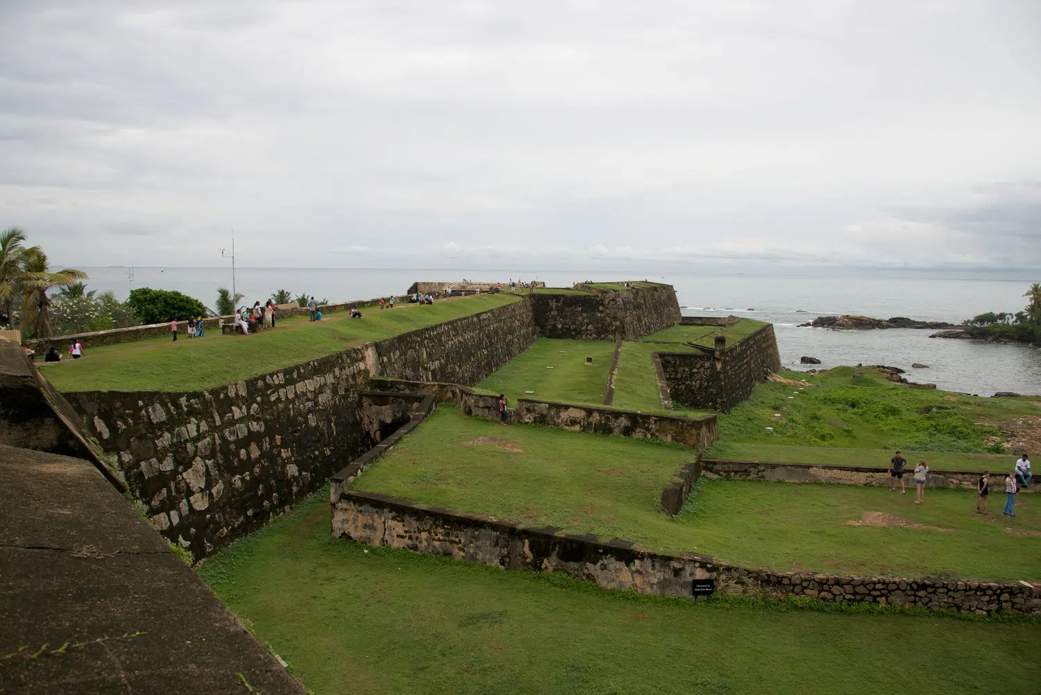 Galle Fort, colonial coast and ramparts for Sri Lanka private day tour with Trustker