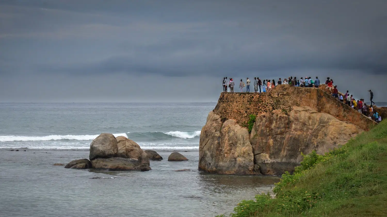 Galle Fort, colonial coast and ramparts for Sri Lanka private day tour with Trustker